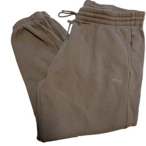Aritzia Sweatfleece Cozy Fleece Boyfriend Fit Sweatpants